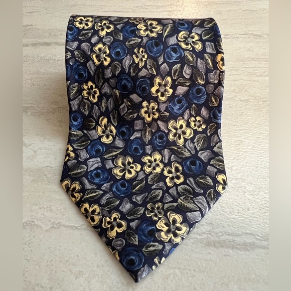 The Museum Company blue & cream yellow classic silk tie - Picture 4 of 7
